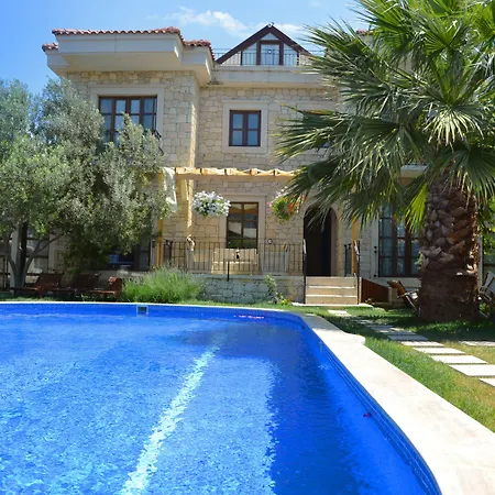 Tasquartas 酒店 2*