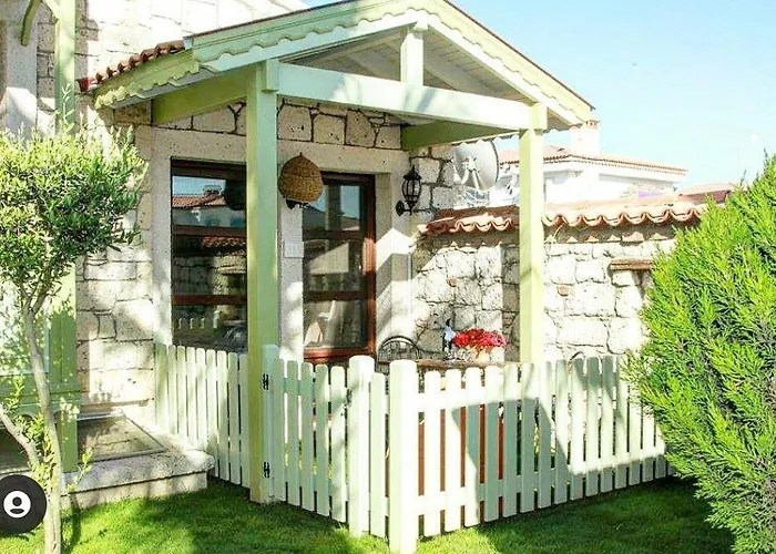 Отель Tasquartas 2*