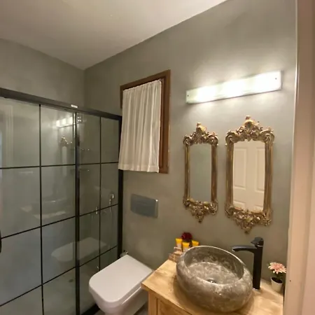 Tasquartas Hotell Alaçatı