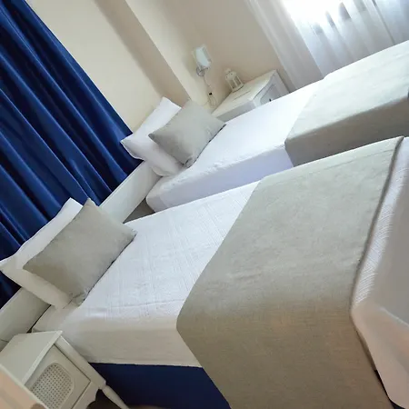 Hotel Tasquartas 2*